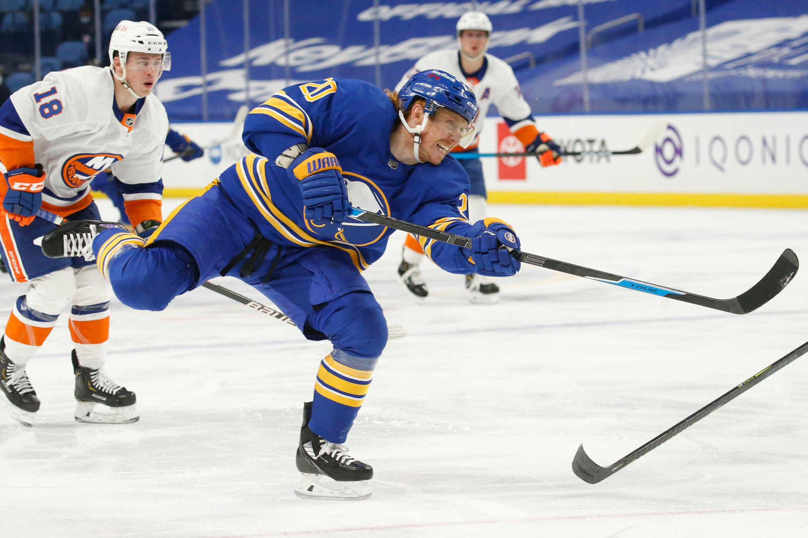 Eakin follows through